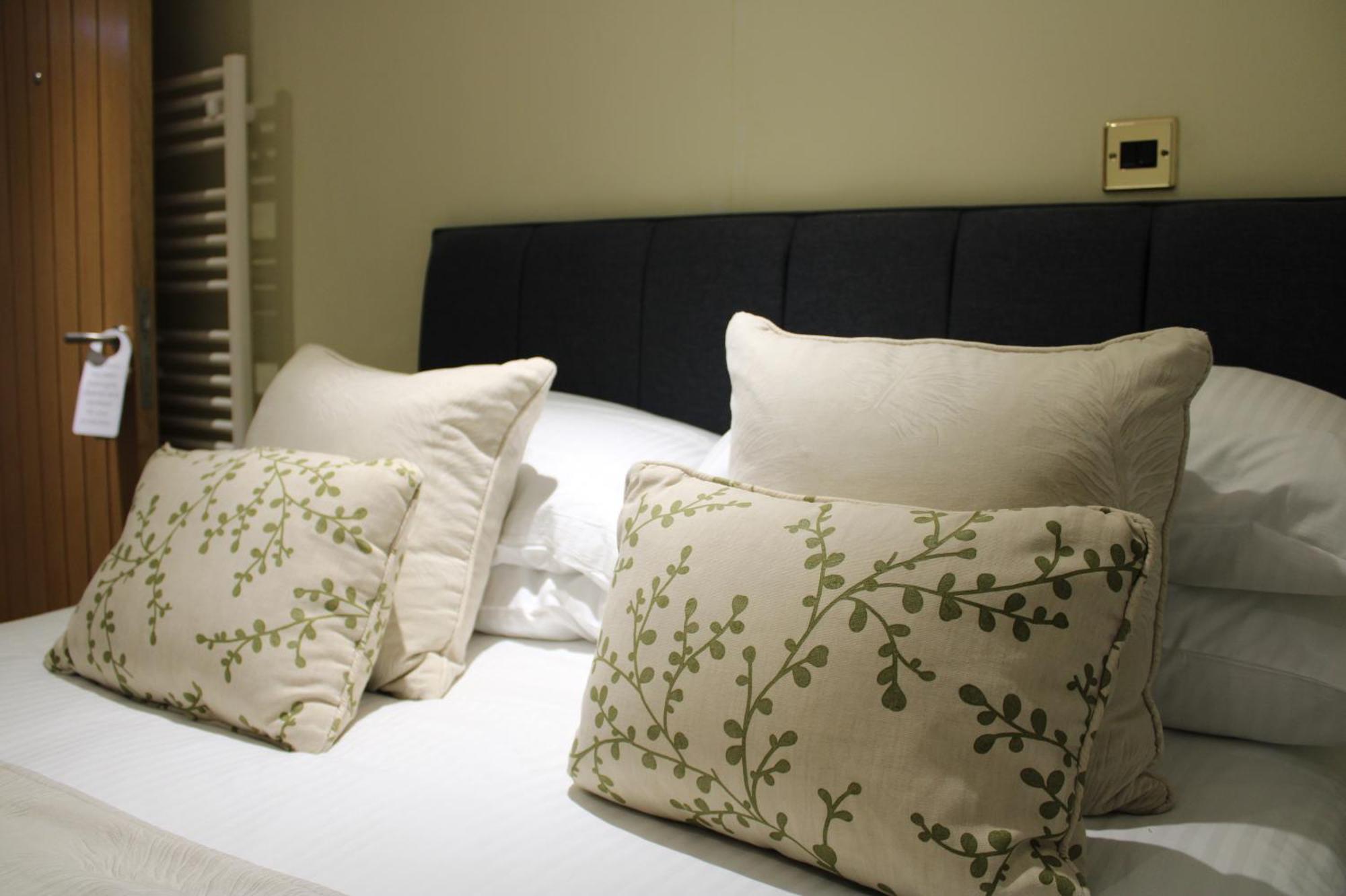 The Chequers Inn Rookley Ngoại thất bức ảnh