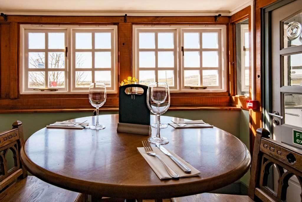 The Chequers Inn Rookley Ngoại thất bức ảnh