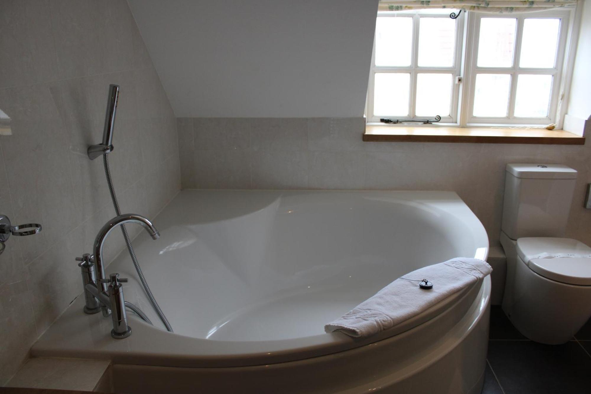 The Chequers Inn Rookley Ngoại thất bức ảnh